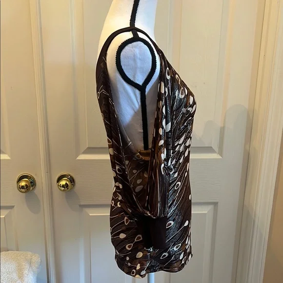 Brown Patterned Women's Top - Picture 4 of 6